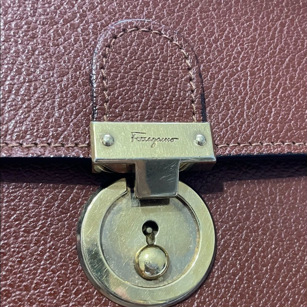 💝Ferragamo💝Clutch💝 - Picture 14 of 14